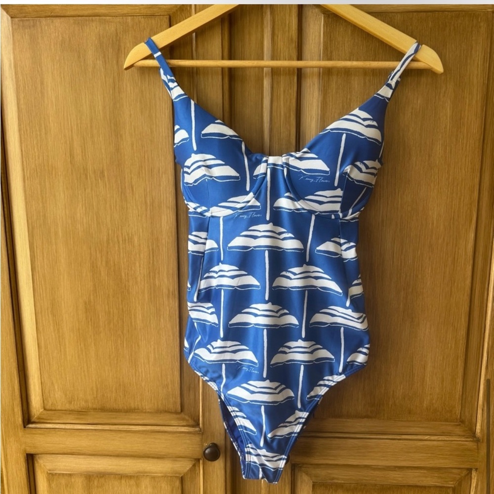 Kenny Flowers Blue and White One Piece Swimsuit *white belt not included ⛱️